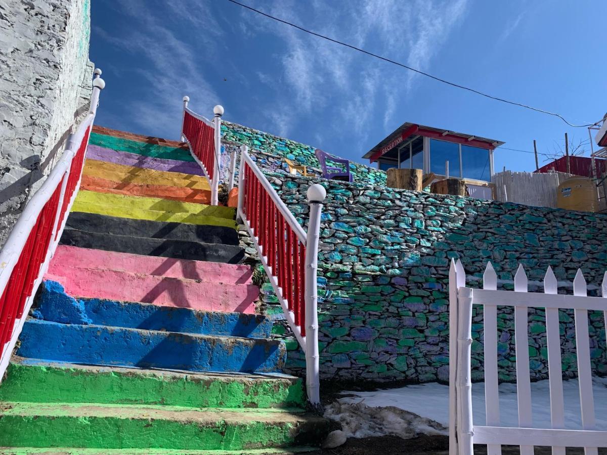 The Wonderland Cottages & Cafe Nārkanda Exterior photo