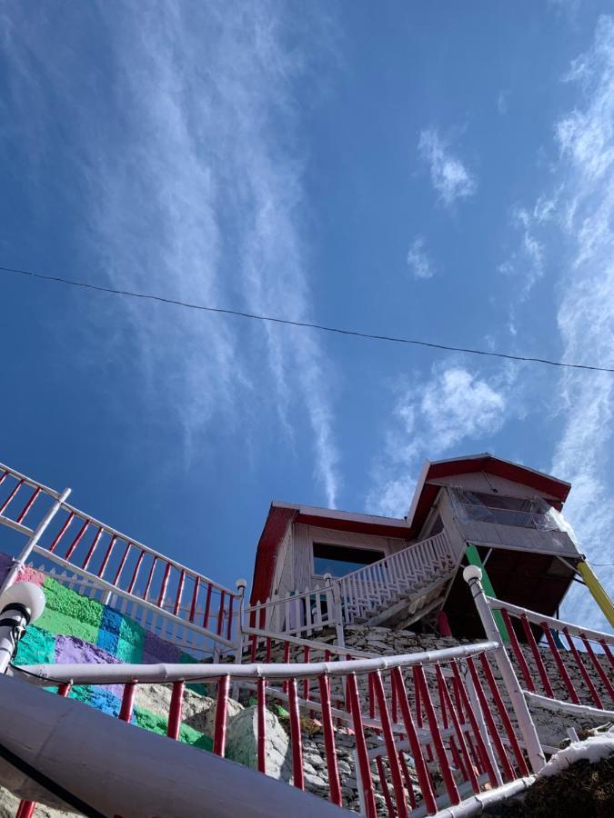 The Wonderland Cottages & Cafe Nārkanda Exterior photo